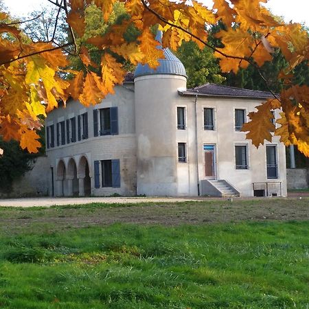 Lodge Hotel De Sommedieue Verdun Exteriör bild