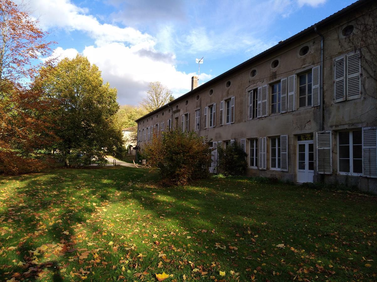 Lodge Hotel De Sommedieue Verdun Exteriör bild